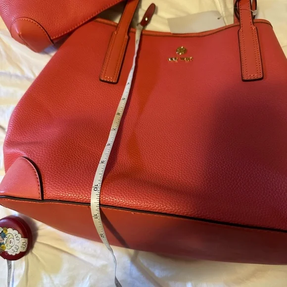 Nine West Coral Tote with Wristlet - Picture 4 of 5